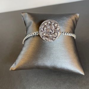 Chain Brush Textured Silver Tone Pendant Bracelet